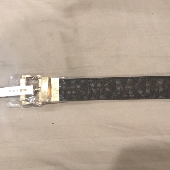 Michael Kors Accessories - Michael Kors Reversible Belt